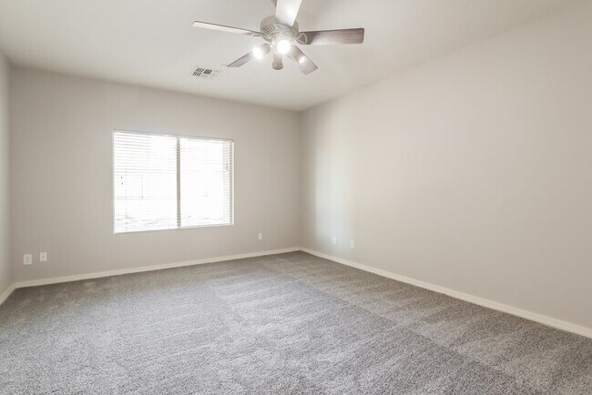 Building Photo - 59 W Calle Bayeta