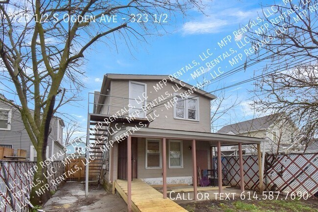 Building Photo - 323 1/2 S Ogden Ave