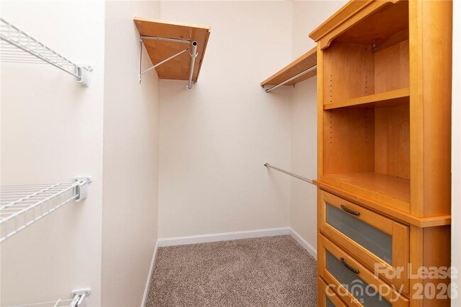 Building Photo - 9921 Kings Parade Blvd