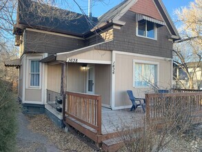 Building Photo - Cozy 2 Bedroom in Ivywild