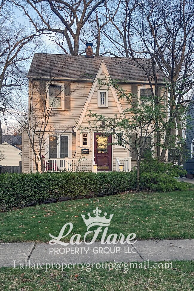 Building Photo - 3730 Wyckliffe Pkwy
