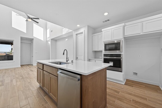 Building Photo - 3314 Verdant Ln