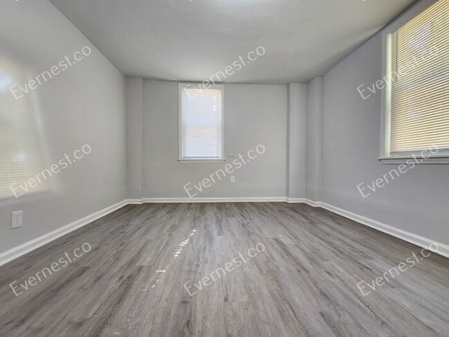 Building Photo - 1682 Altadena Pl SW