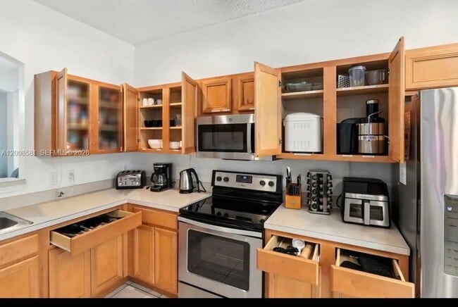 Building Photo - 8520 Sunrise Key Dr
