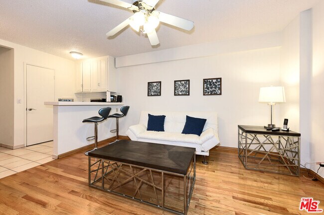 Building Photo - 3720 Vinton Ave