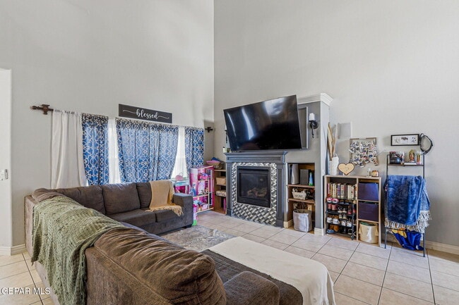 Building Photo - 11620 St Thomas Way