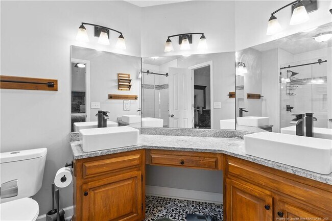 Building Photo - 6617 Idlewood Ct