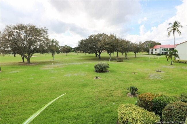 Building Photo - 5433 SE Miles Grant Rd