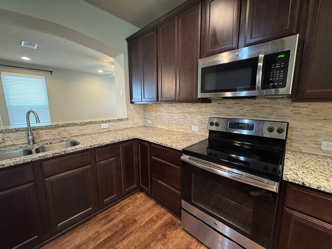 Building Photo - 4-Bedroom House for Rent in Killeen