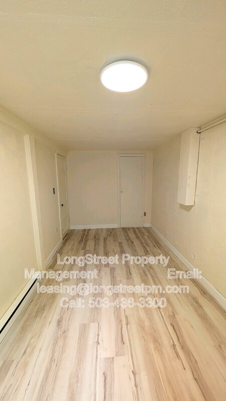Building Photo - 228 NW 11th St