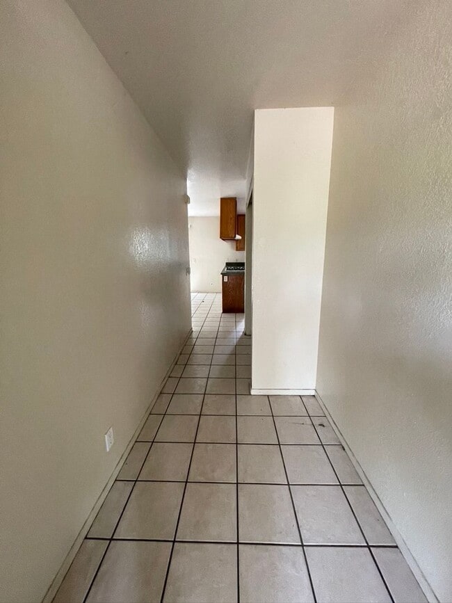 Building Photo - 850 Camino Lindo