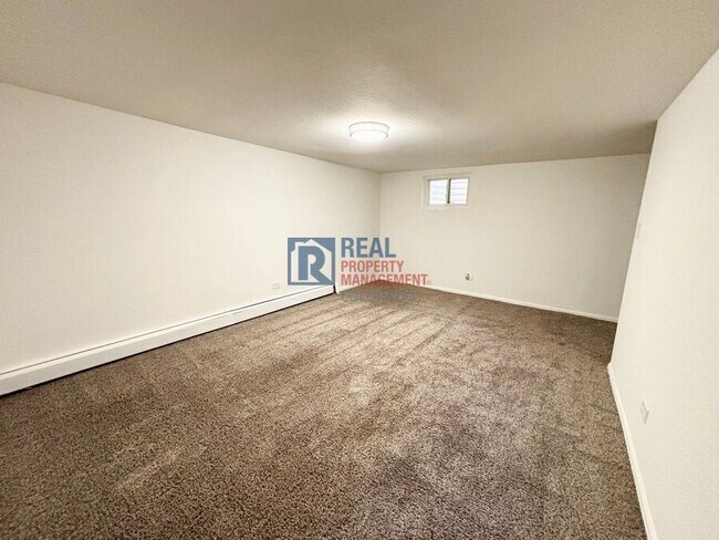 Building Photo - 3742 Miller Ct