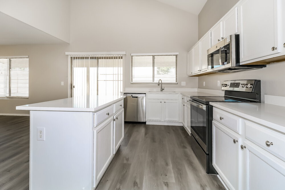 Building Photo - 12690 W Mulberry Dr