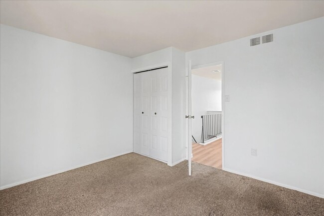 Building Photo - 66 Banner Ct