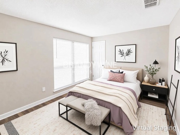 Building Photo - 616 Pembridge Dr W