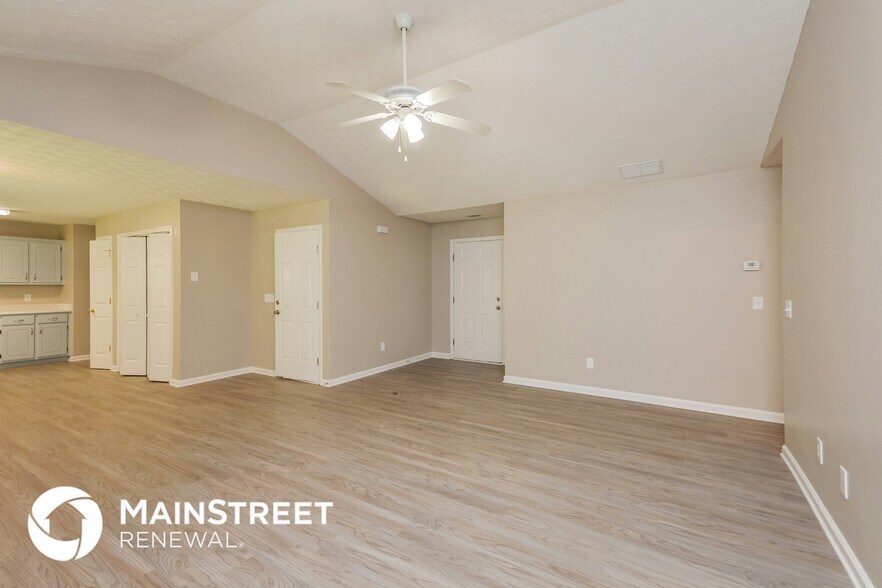 Building Photo - 235 Cypress Dr