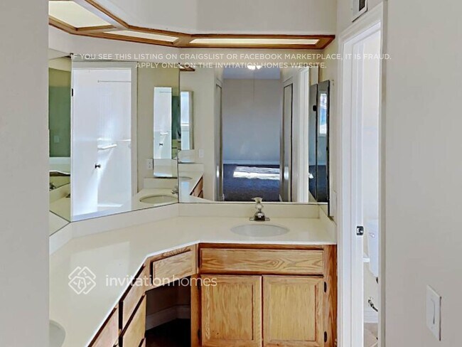 Building Photo - 3045 Sherry Dr