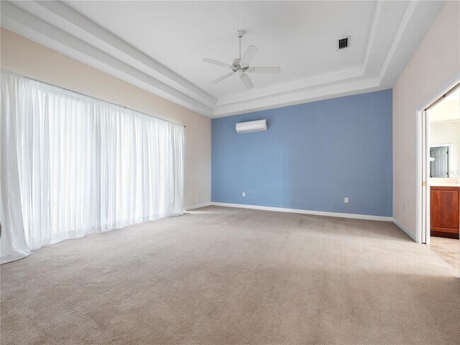 Building Photo - 488 Chelsea Ave