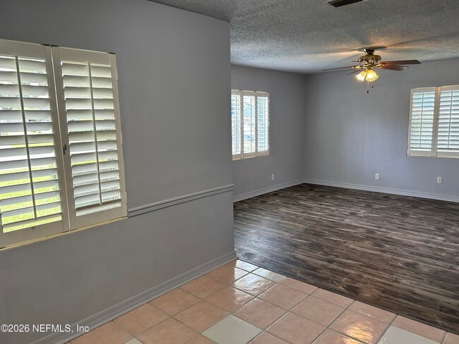 Building Photo - 4323 Shirley Ave