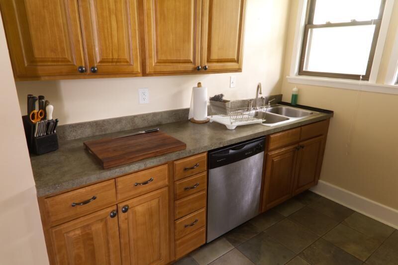 Building Photo - 6225 Monitor St