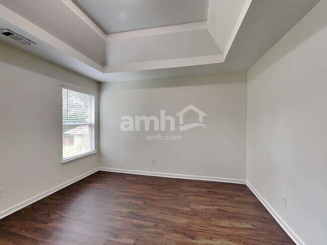 Building Photo - 3162 Berthas Overlook