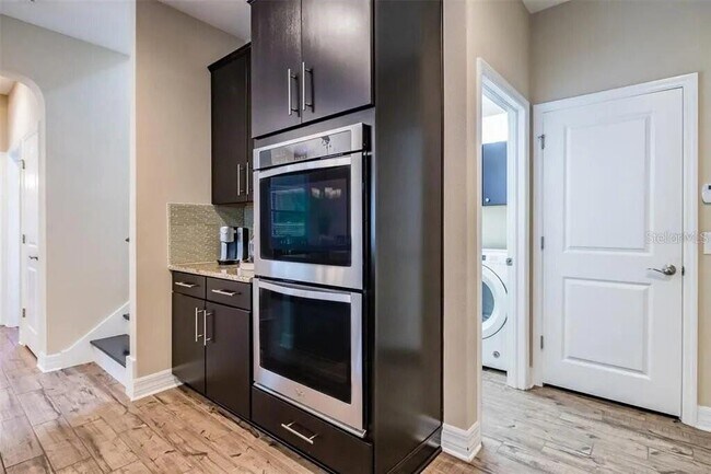 Building Photo - 27392 Cayenne Ln