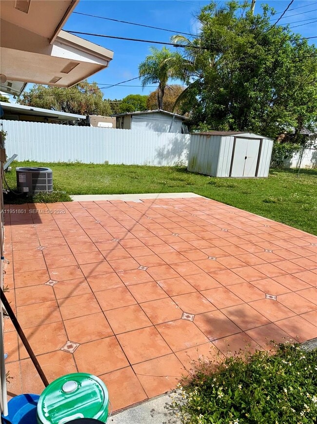 Building Photo - 9810 SW 165th Terrace