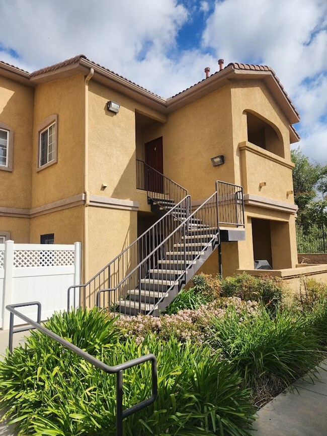Primary Photo - Upper Unit 3 Bedroom Condo with 1 Car Garage