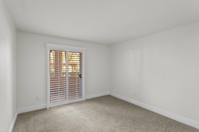 Bedroom - 2320 Del Mar Way