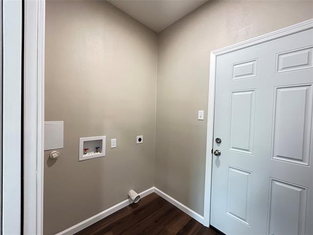 Building Photo - 923 Putman St