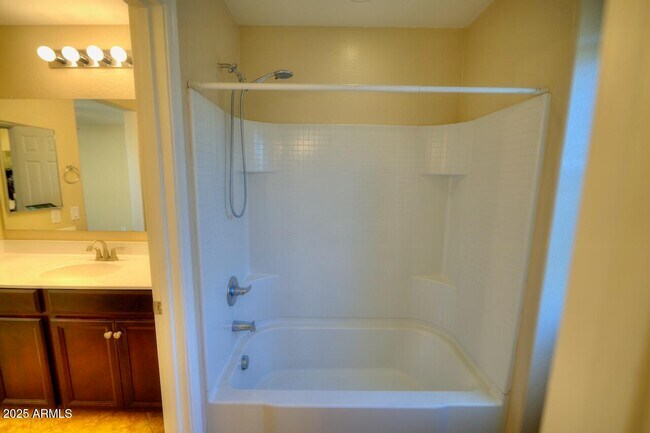 Building Photo - 3941 E Palo Verde St