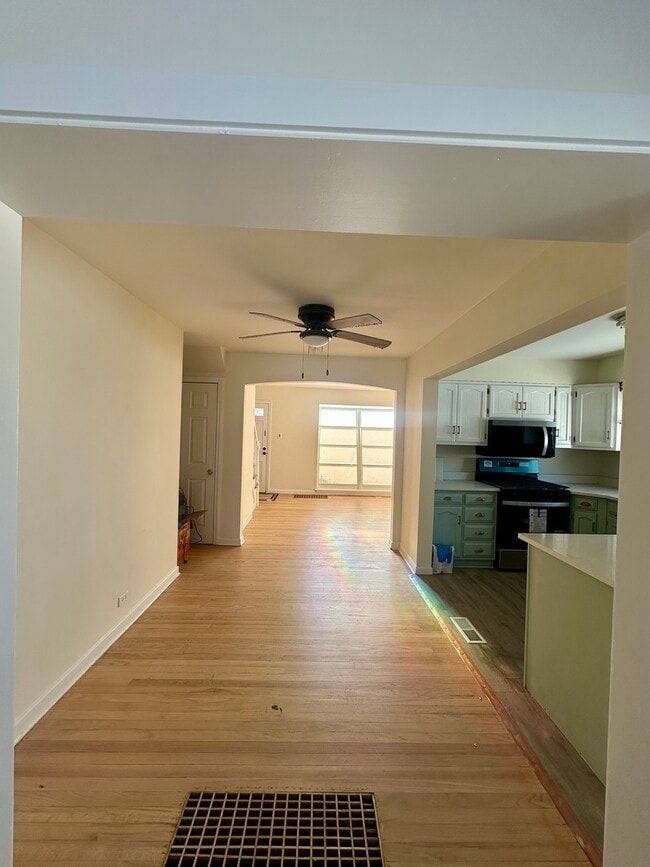 Building Photo - 2156 Downey Rd