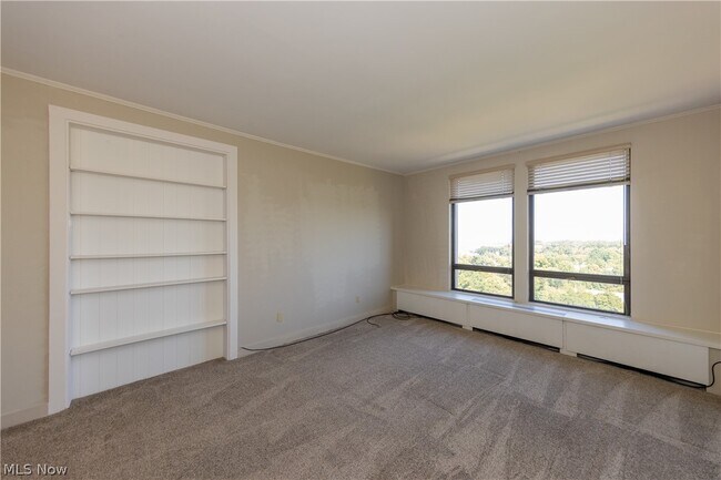 Building Photo - 1 Bratenahl Pl