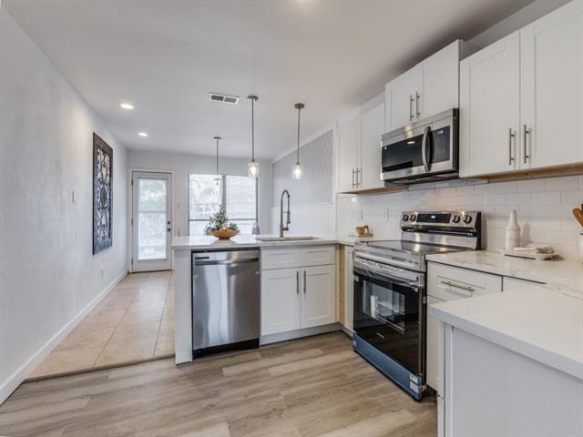 Building Photo - 2614 San Saba St