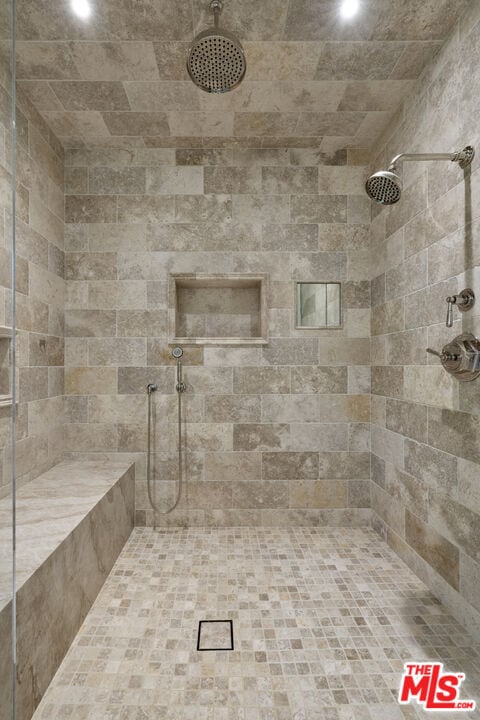 Building Photo - 2325 Duxbury Cir