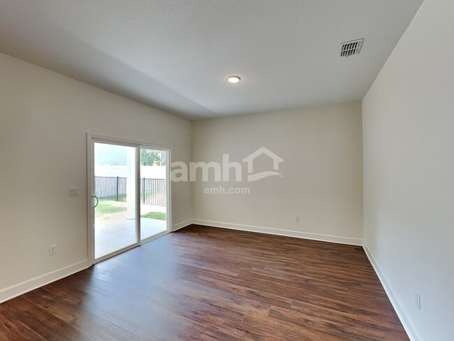 Building Photo - 10724 Coleman Rd