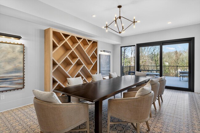 Building Photo - 76 Old Mill Bottom Rd N