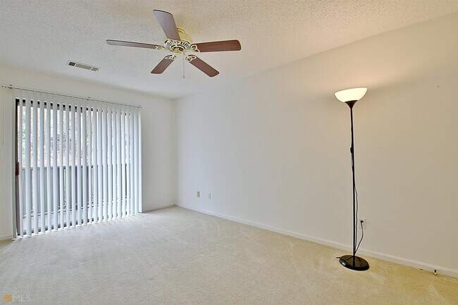 Building Photo - 72 Cobblestone Creek