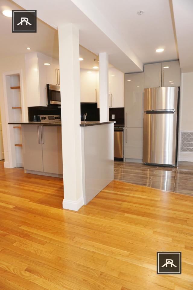 Building Photo - 3 bedroom in Brookline MA 02445