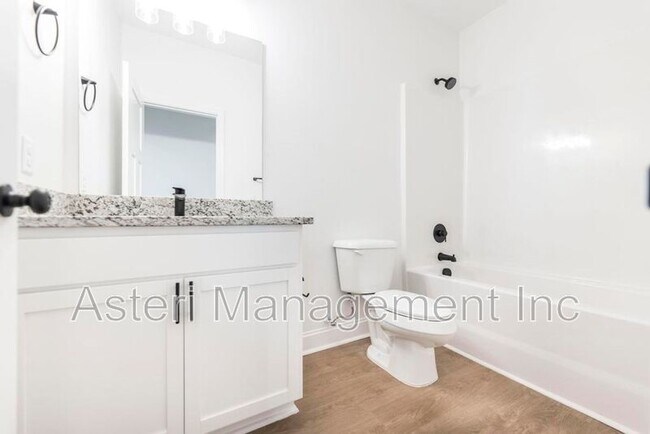 Building Photo - 2141 Houston Lake Rd