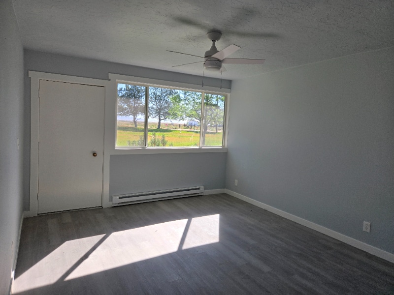 Building Photo - 17867 S Pleasant Vly Rd