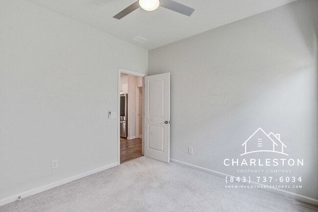 Building Photo - 347 Matuskovic Dr