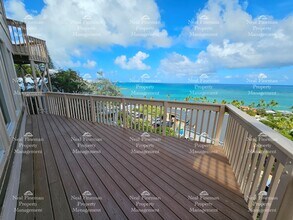 Building Photo - Studio/1 Bathroom Apartment. 60 steps up t...
