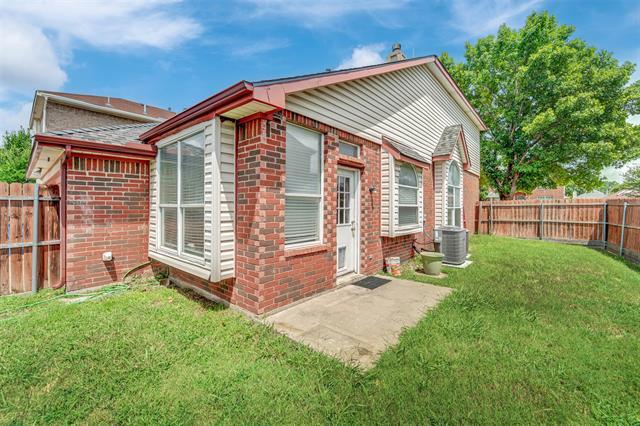Building Photo - 1410 Post Oak Dr