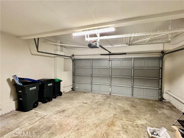 Building Photo - 33111 Sandpiper Ct