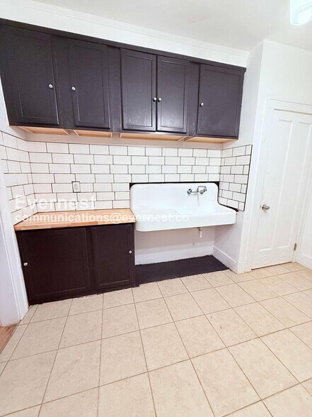 Building Photo - 12701 Northlawn St