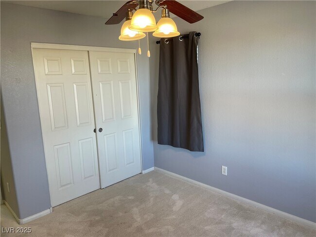 Building Photo - 8825 W Torino Ave