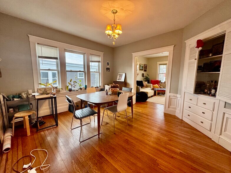 Building Photo - 12 St Peter St