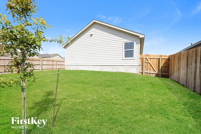 Building Photo - 6532 Scarecrow Wy