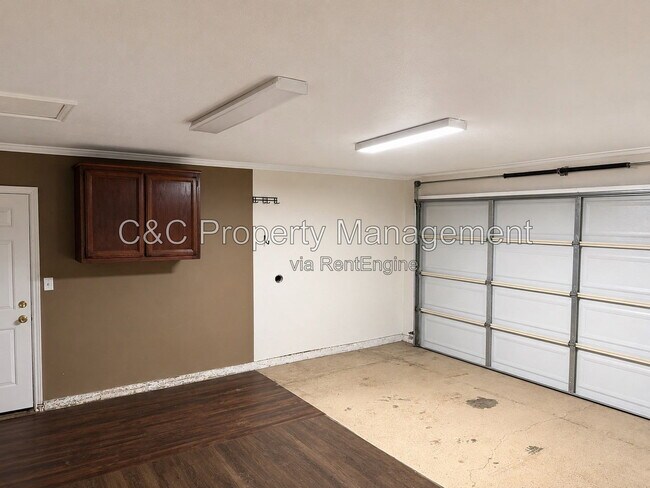 Building Photo - 2701 Lerwick Rd